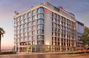 Hotels & Resorts